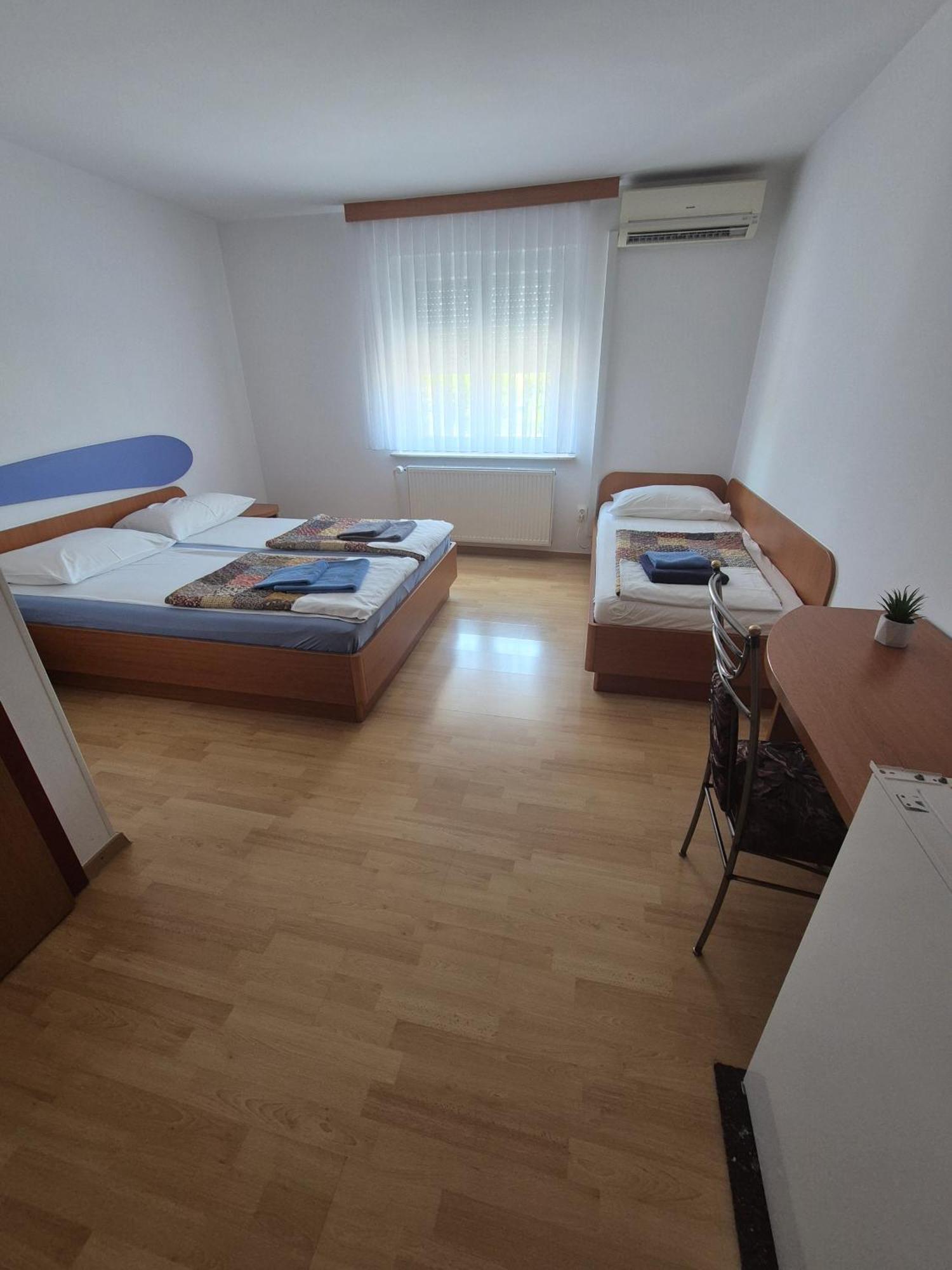 Habitación Triple con baño privado
