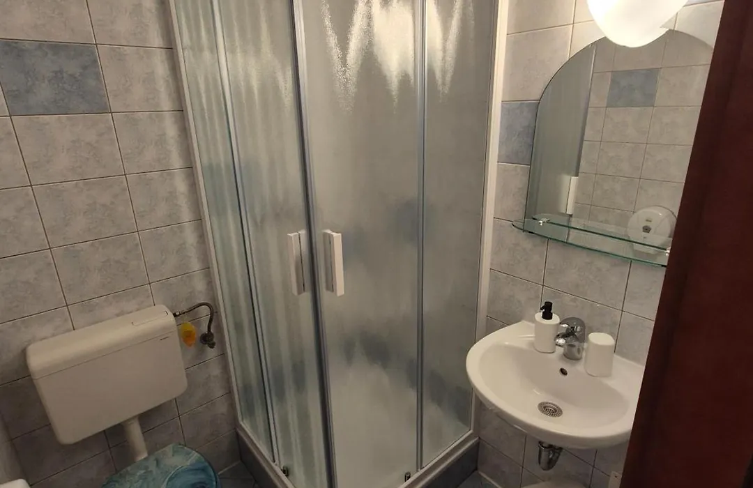 Guesthouse Koprivec-1