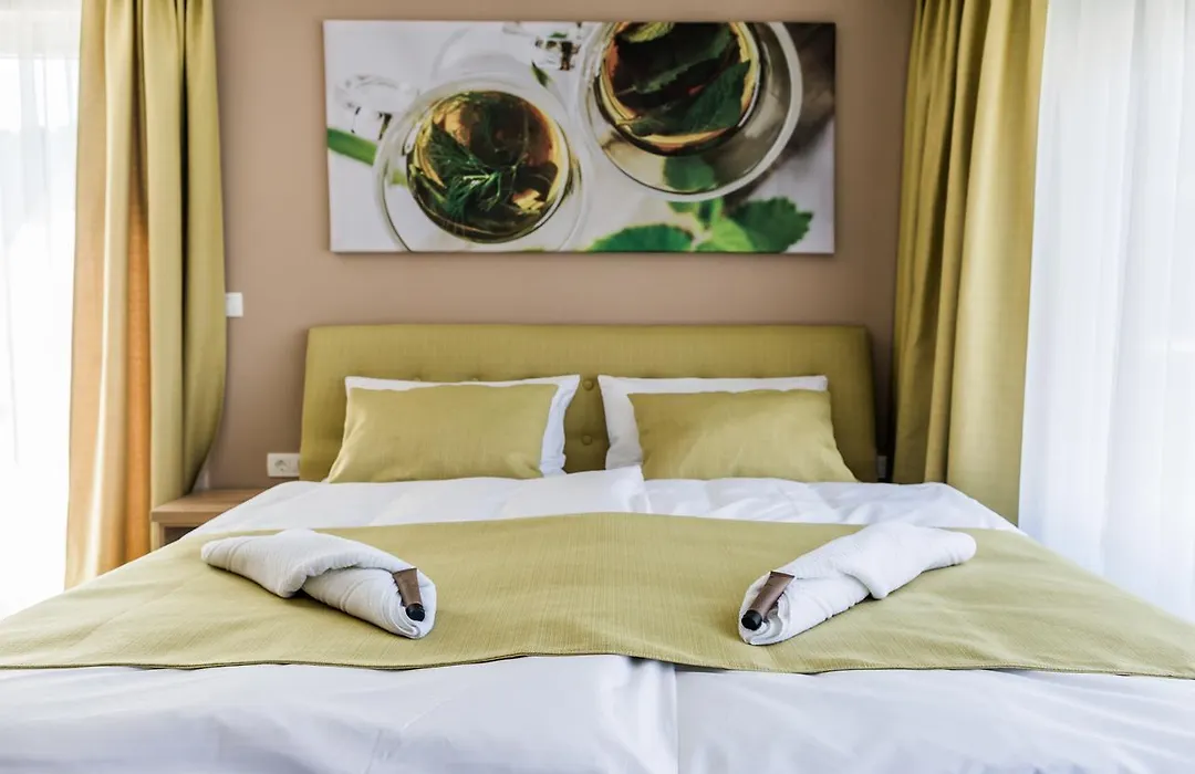 Bed & Breakfast Tea Rooms-1